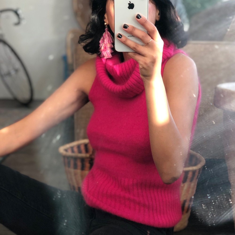 🚫SOLD🚫Angora Pink Turtleneck size Small